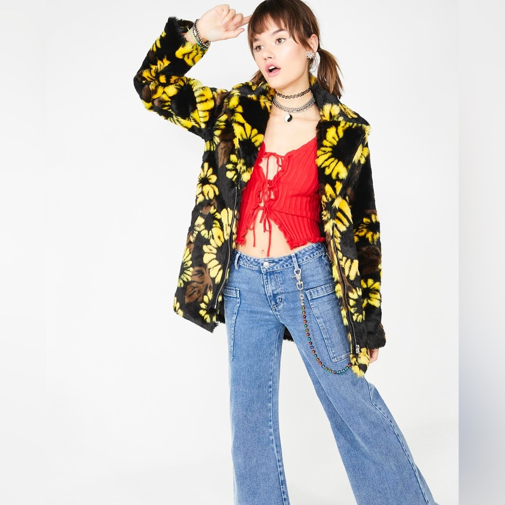 Dollskill x Delia’s sunshine coat